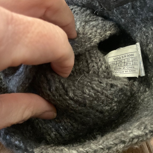 UGG, Austrian Gray boots, size 6 - Picture 7 of 11